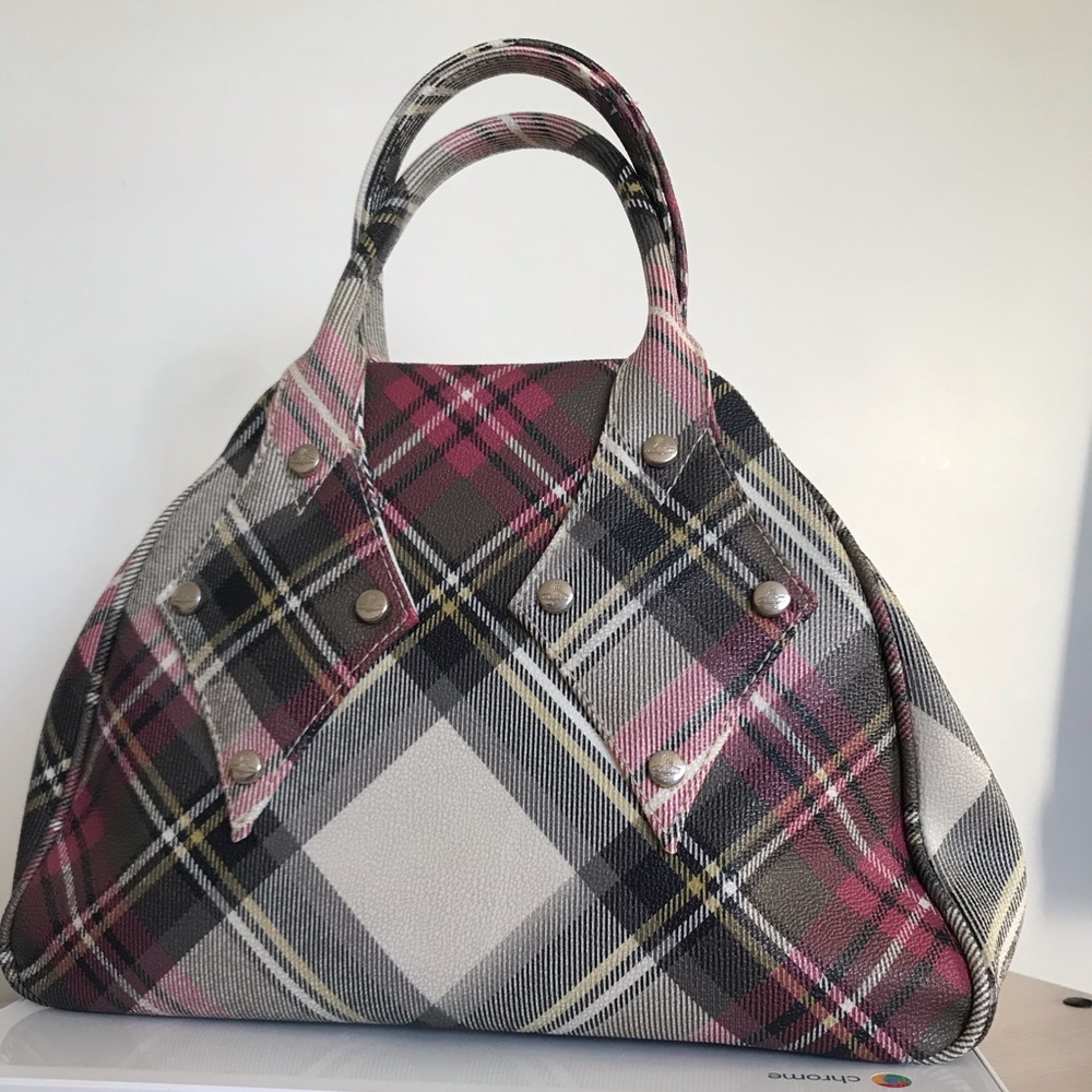 Viviene Westwood bag🌹
